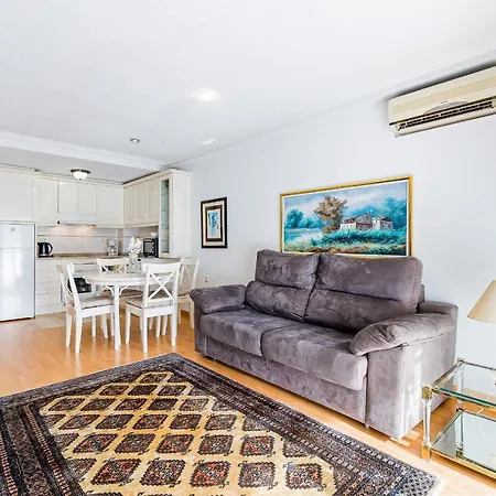 Natalia Apartment *